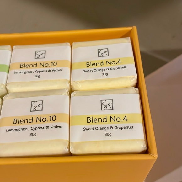 Steam Originals Steam Kubes Revive & Uplift 16 Shower Steamers - Picture 6 of 12